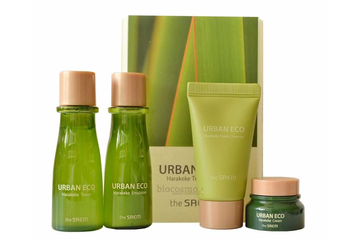 THE SAEM Набор миниатюр с экстрактом новозеландского льна Urban Eco Harakeke Travel 4 Kit