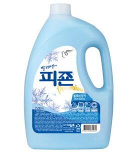 Pigeon Кондиционер для белья с ароматом зимней свежести и жасмина Blue Bianca Softener, 2500 мл