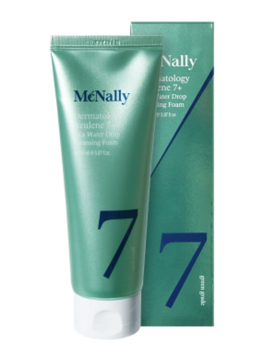 MCNALLY Пенка для умывания с азуленом и экстрактом центеллы DERMATOLOGY AZULENE 7+ CICA WATER DROP CLEANSING FOAM, 150мл