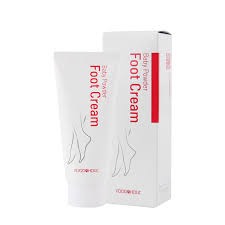 FoodaHolic Крем для ног с детской пудрой для увлажнения и смягчения Baby Powder Foot Cream