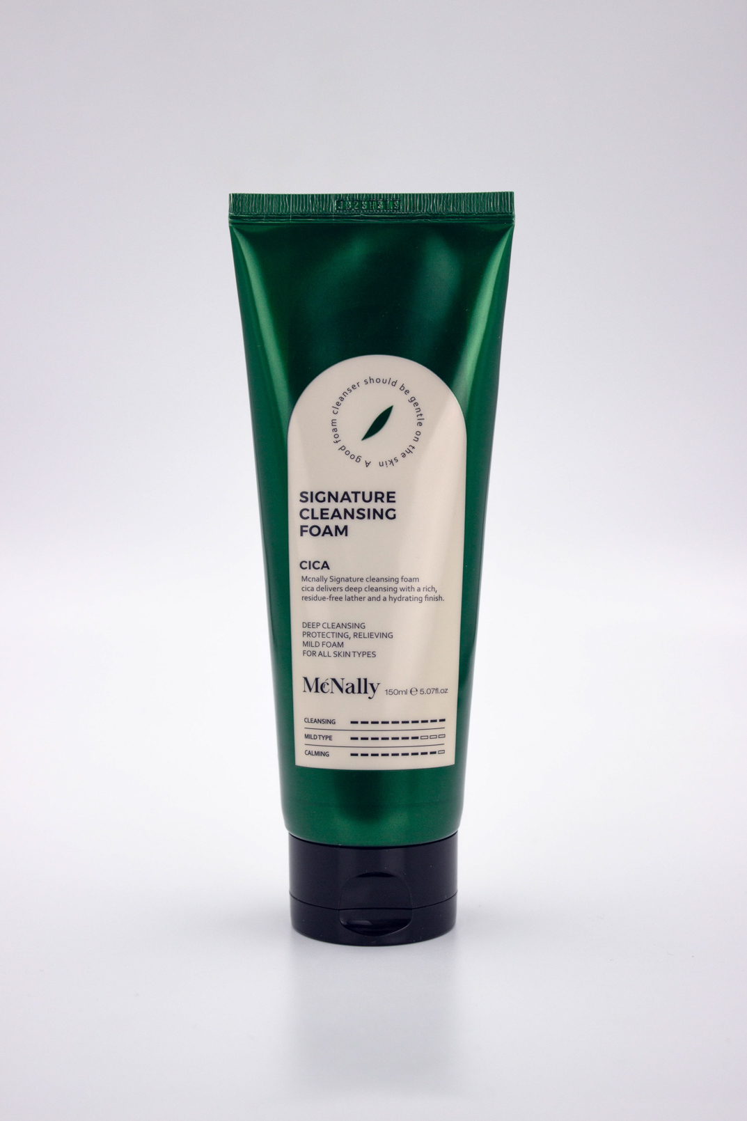 MCNALLY Пенка для умывания с экстрактом центеллы Signature Cleansing Foam Cica, 150 мл